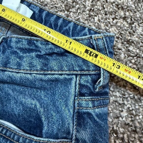 H&M Medium Wash High Rise Waisted Mom Dad 90s Jeans 4 Straight - Picture 6 of 9